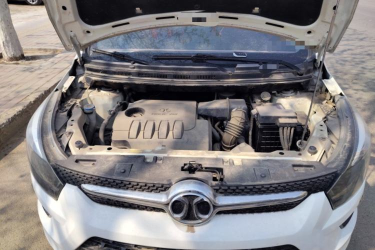 Used BAIC Senova X25 2015 1.5L Manual Elite Edition Engine Bay