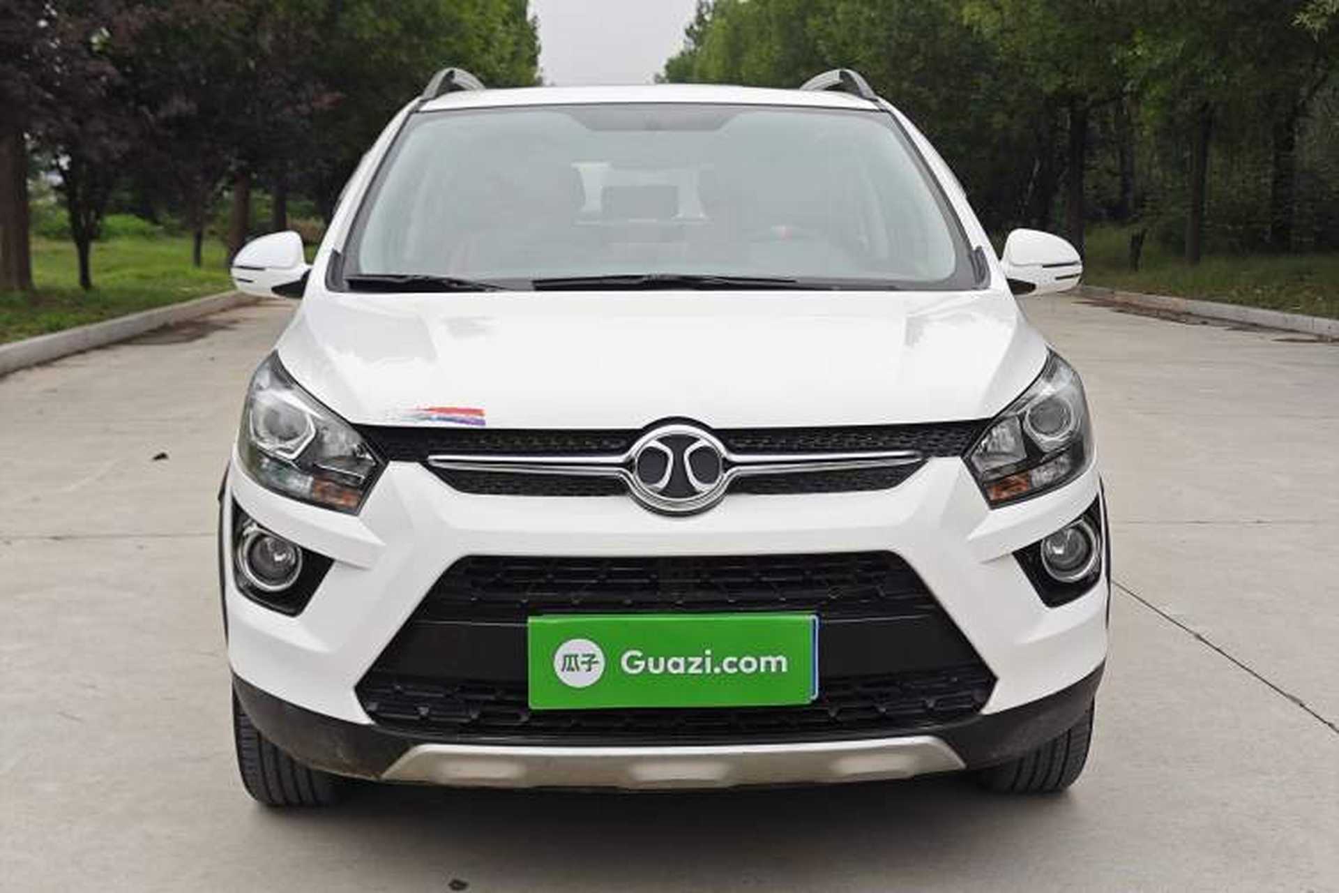 Used BAIC Senova X25 2015 1.5L Manual Elite Edition Exterior 1