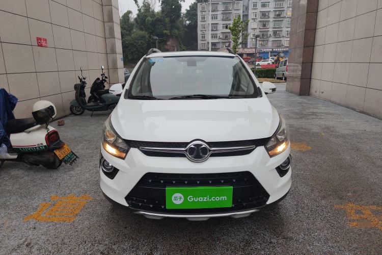 Used BAIC Senova X25 2015 1.5L Automatic Elite Model Exterior 1