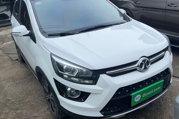 Used BAIC Senova X25 2015 1.5L Manual Elite Edition Exterior 2