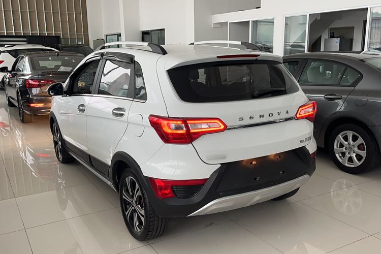 Used BAIC Senova X25 2015 1.5L Manual Elite Edition Exterior 3