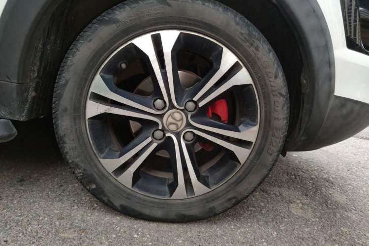 Used BAIC Senova X25 2015 1.5L Manual Elite Edition Exterior 4