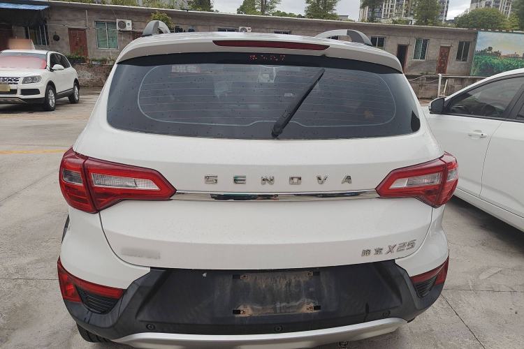 Used BAIC Senova X25 2015 1.5L Manual Elite Edition Exterior 4