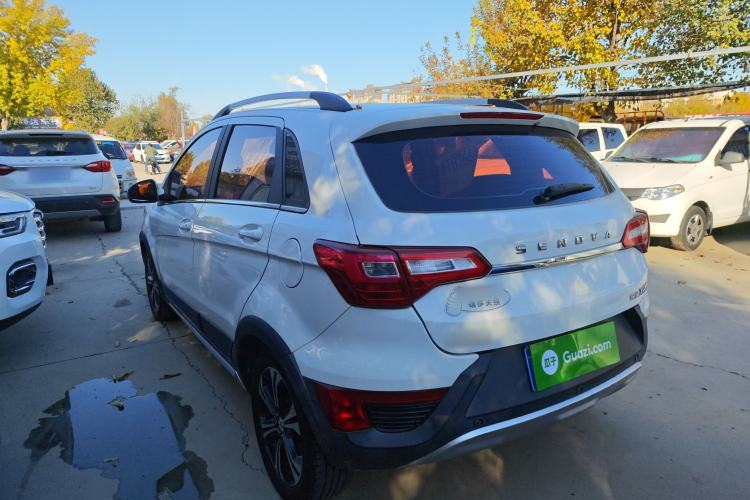 Used BAIC Senova X25 2015 1.5L Automatic Elite Model Exterior 5