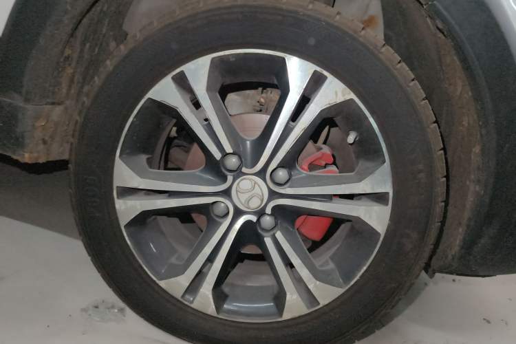Used BAIC Senova X25 2015 1.5L Manual Elite Edition Exterior 7