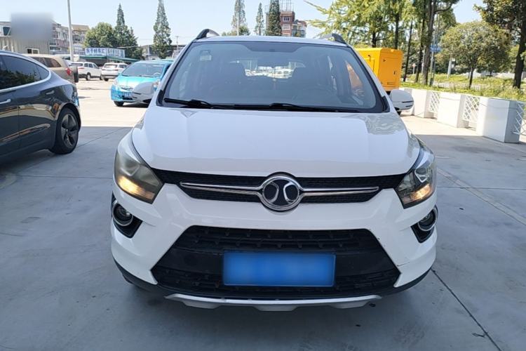 Used BAIC Senova X25 2015 1.5L Manual Elite Edition Front