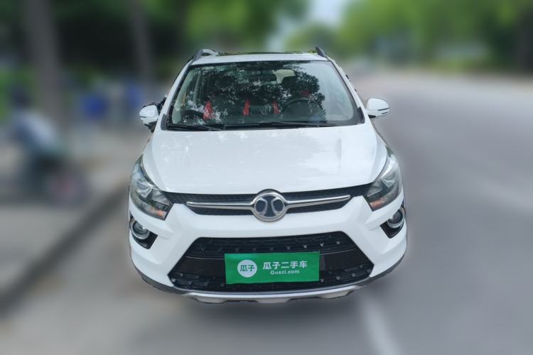 Used BAIC Senova X25 2015 1.5L Manual Elite Edition Front