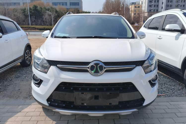 Used BAIC Senova X25 2015 1.5L Automatic Elite Model Front