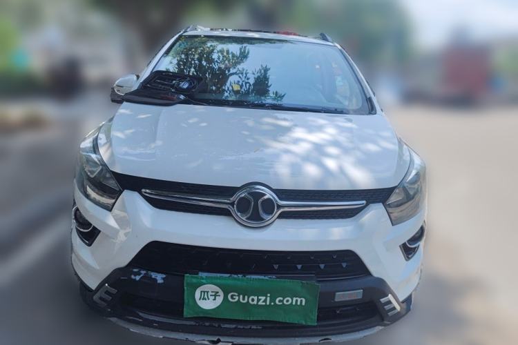 Used BAIC Senova X25 2015 1.5L Automatic Elite Model Front