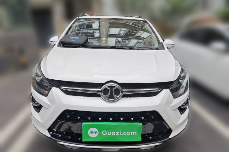 Used BAIC Senova X25 2015 1.5L Manual Elite Edition Front