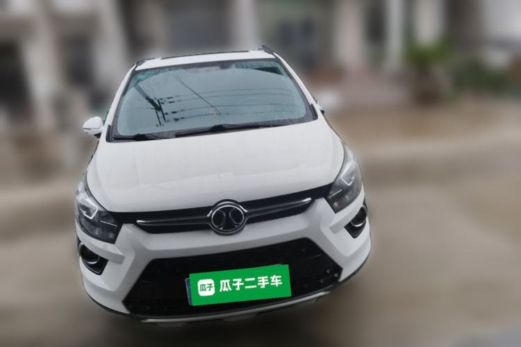 Used BAIC Senova X25 2015 1.5L Manual Elite Edition Front