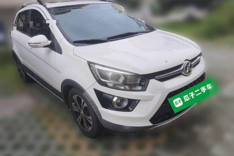 Used BAIC Senova X25 2015 1.5L Automatic Elite Model Front Right 45 Deg