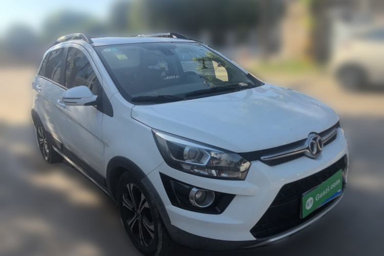 Used BAIC Senova X25 2015 1.5L Automatic Elite Model Front Right 45 Deg