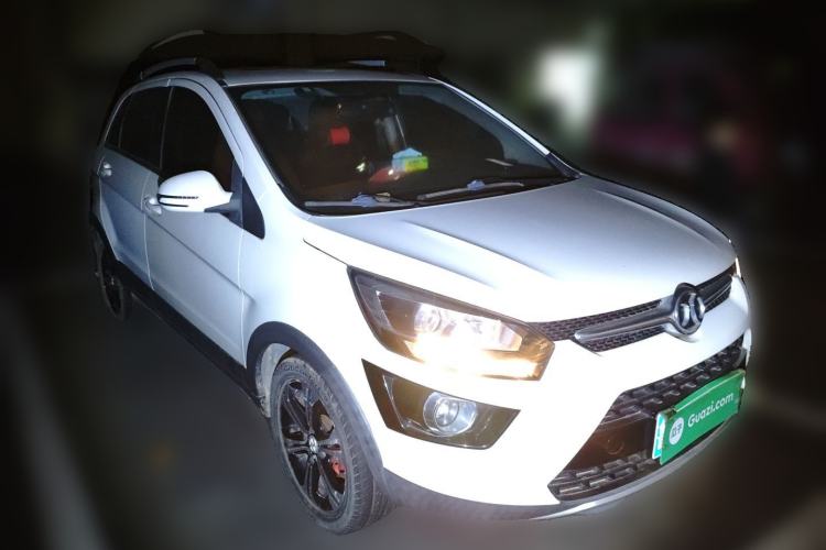Used BAIC Senova X25 2015 1.5L Automatic Elite Model Front Right 45 Deg