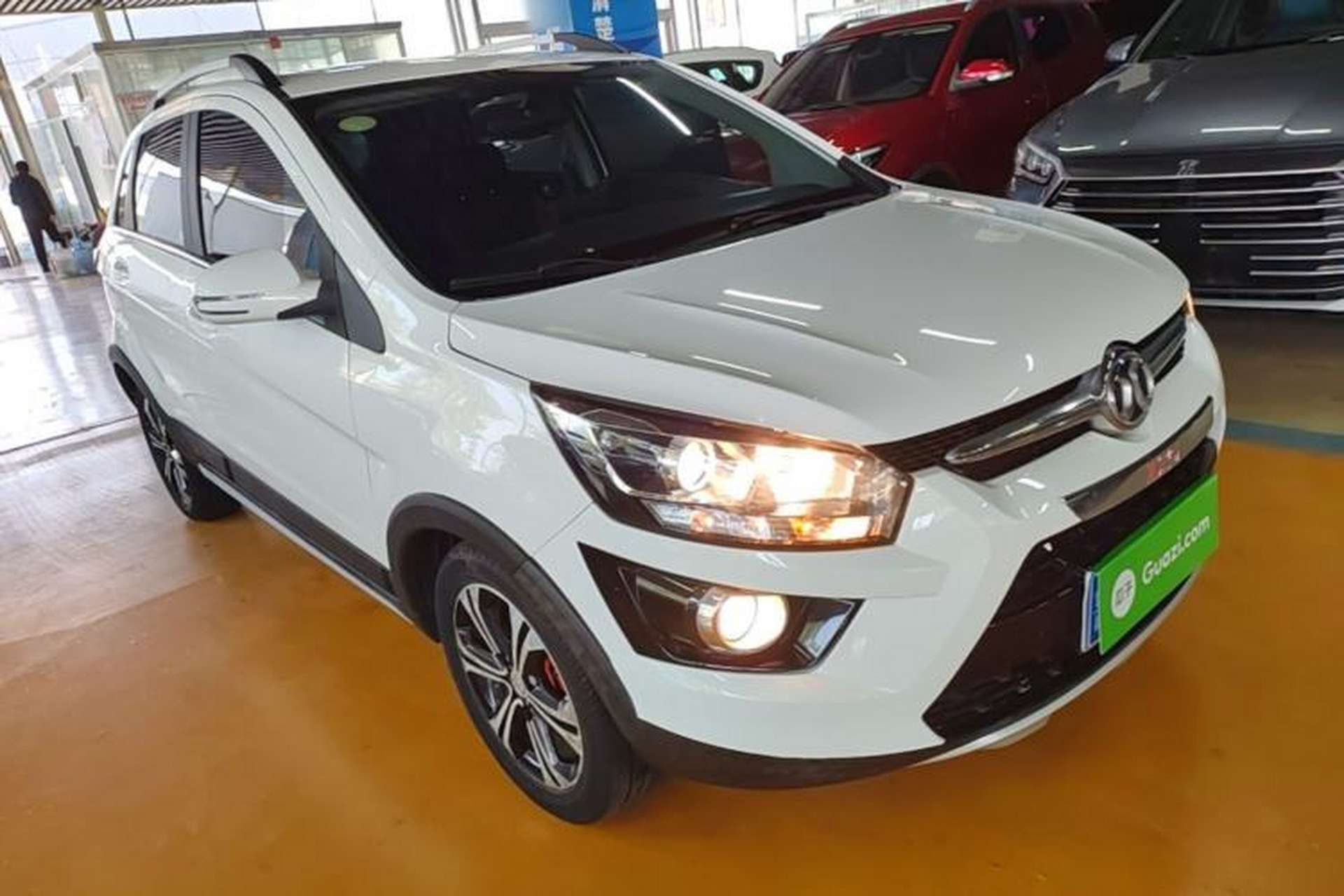 Used BAIC Senova X25 2015 1.5L Automatic Elite Model Front Right 45 Deg