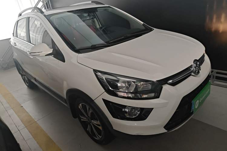 Used BAIC Senova X25 2015 1.5L Manual Elite Edition Front Right 45 Deg