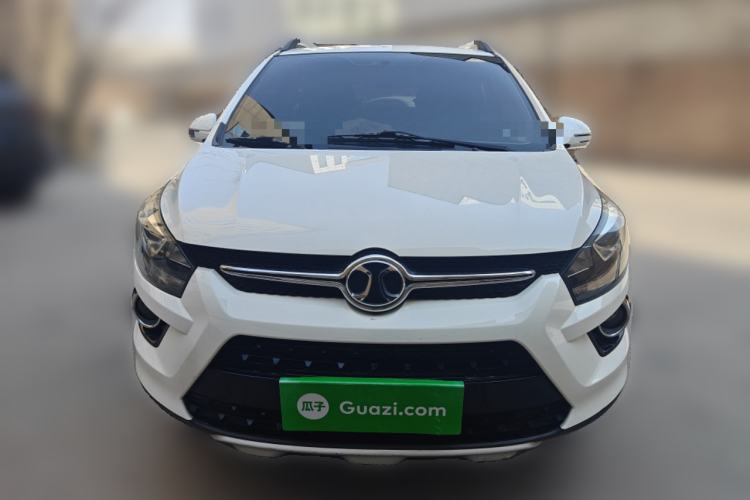 Used BAIC Senova X25 2015 1.5L Manual Elite Edition Front