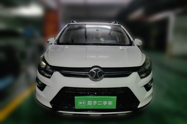 Used BAIC Senova X25 2015 1.5L Manual Elite Edition Front