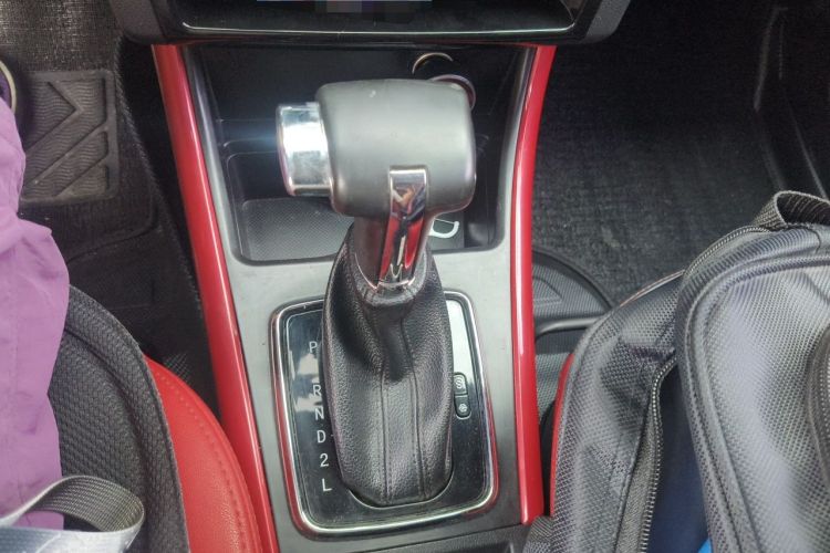 Used BAIC Senova X25 2015 1.5L Automatic Elite Model Gear Lever