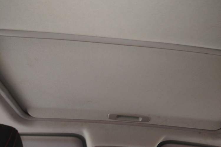 Used BAIC Senova X25 2015 1.5L Manual Elite Edition Headliner