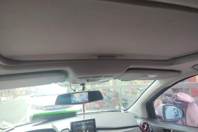 Used BAIC Senova X25 2015 1.5L Manual Elite Edition Headliner