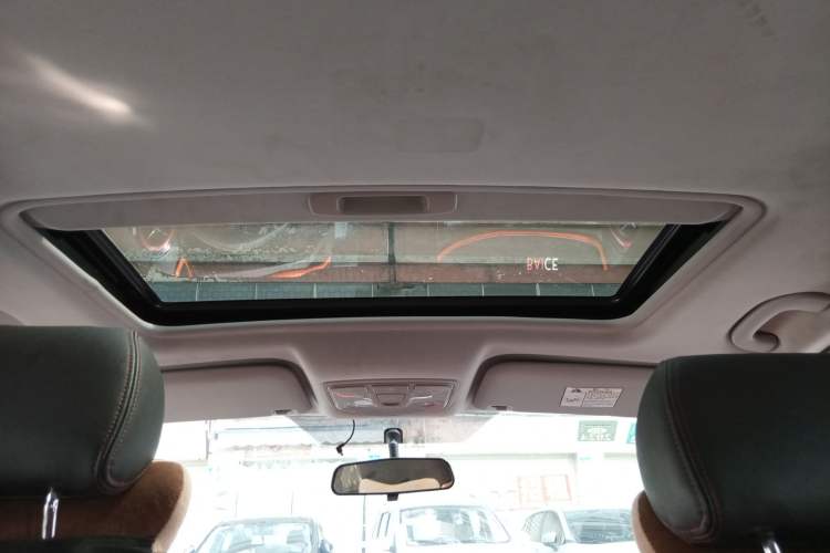 Used BAIC Senova X25 2015 1.5L Manual Elite Edition Headliner