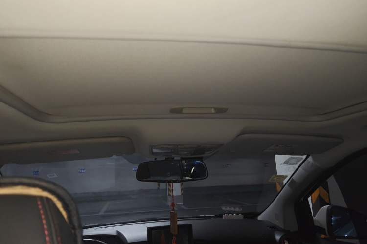 Used BAIC Senova X25 2015 1.5L Automatic Elite Model Headliner