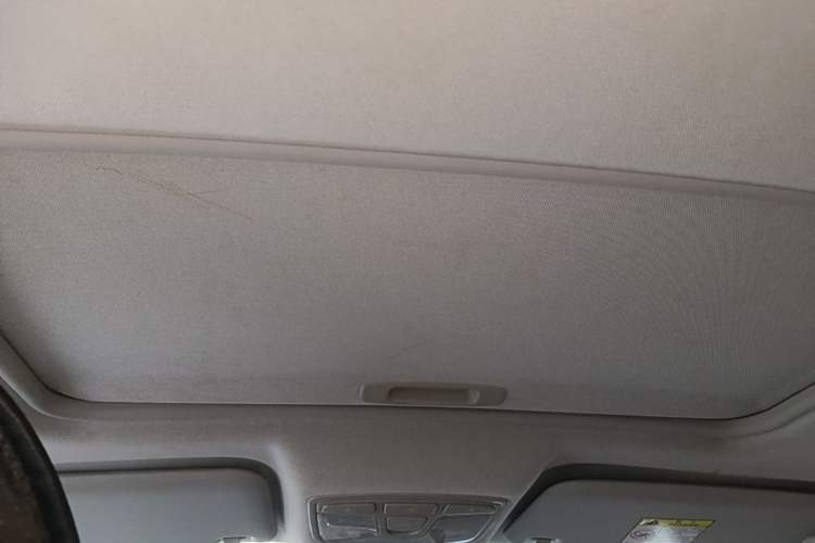 Used BAIC Senova X25 2015 1.5L Automatic Elite Model Headliner