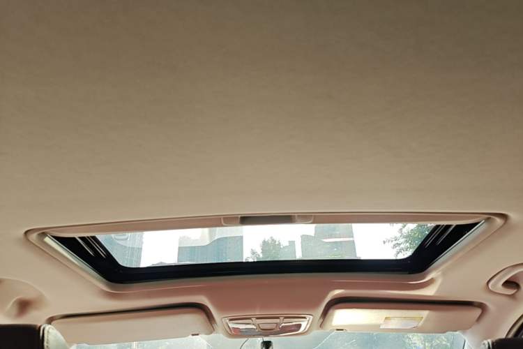 Used BAIC Senova X25 2015 1.5L Automatic Elite Model Headliner