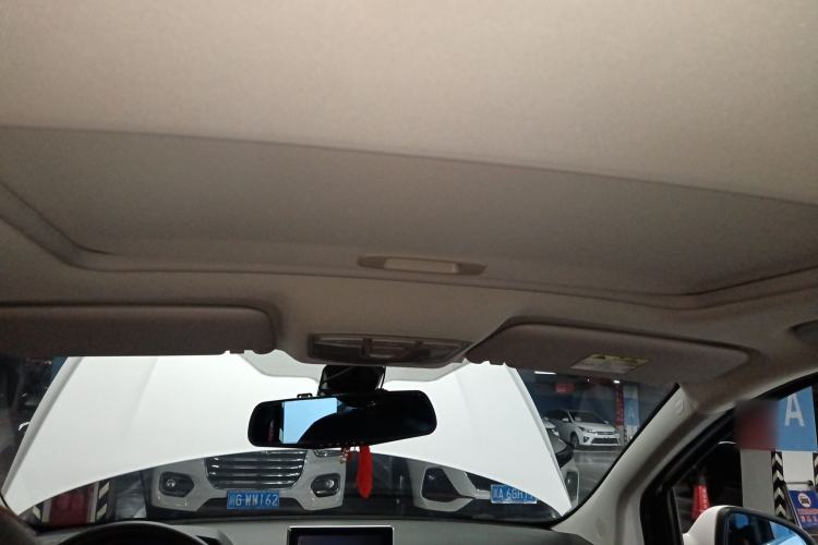 Used BAIC Senova X25 2015 1.5L automatic luxury version Headliner