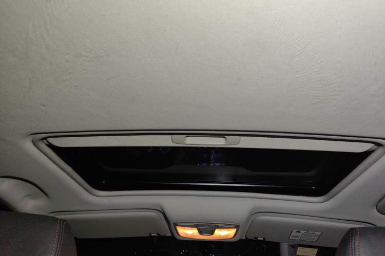 Used BAIC Senova X25 2015 1.5L Manual Elite Edition Headliner