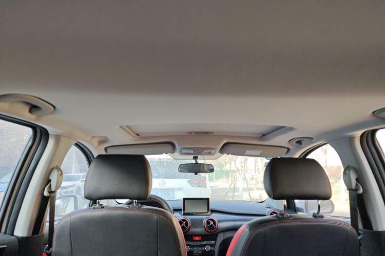 Used BAIC Senova X25 2015 1.5L Automatic Elite Model Headliner