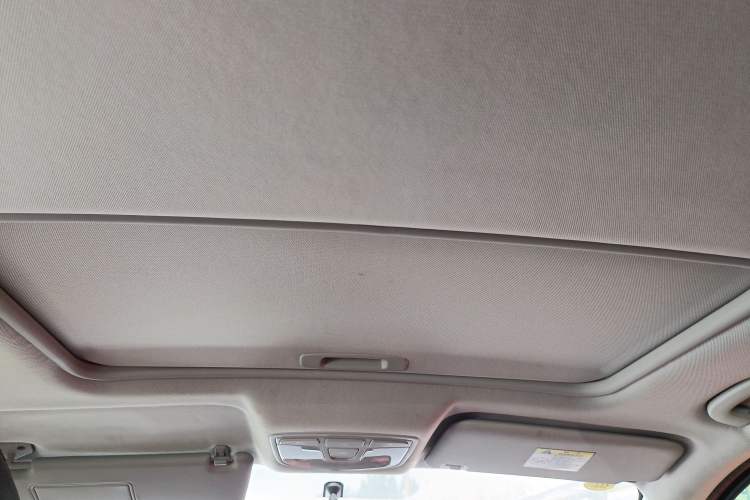 Used BAIC Senova X25 2015 1.5L Manual Elite Edition Headliner