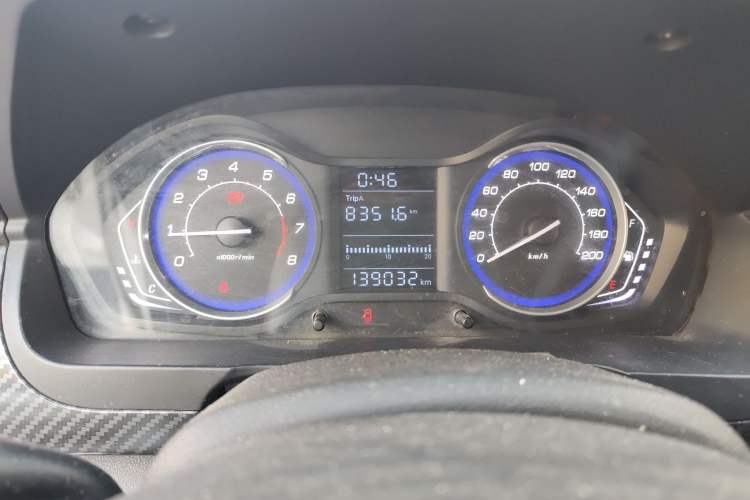 Used BAIC Senova X25 2015 1.5L manual Comfort trim level Instrument Cluster