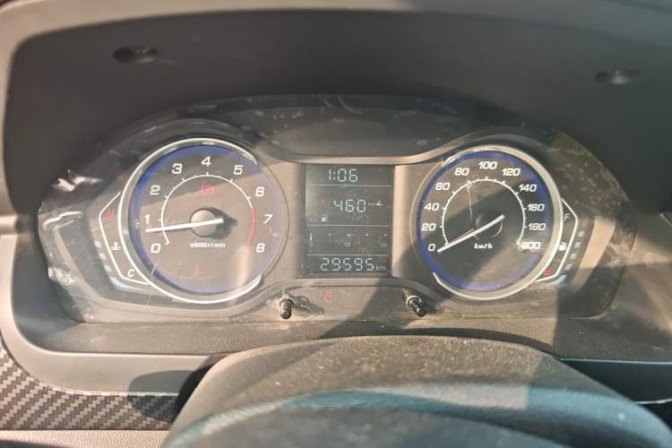 Used BAIC Senova X25 2015 1.5L manual Comfort trim level Instrument Cluster