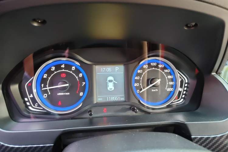 Used BAIC Senova X25 2015 1.5L automatic luxury version Instrument Cluster