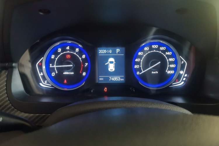 Used BAIC Senova X25 2015 1.5L automatic luxury version Instrument Cluster