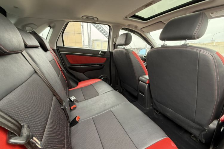 Used BAIC Senova X25 2015 1.5L Manual Elite Edition Interior 1