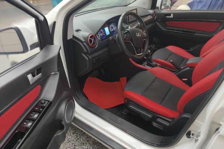 Used BAIC Senova X25 2015 1.5L Automatic Elite Model Interior 3