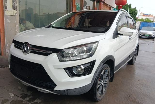 Used BAIC Senova X25 2015 1.5L Automatic Elite Model