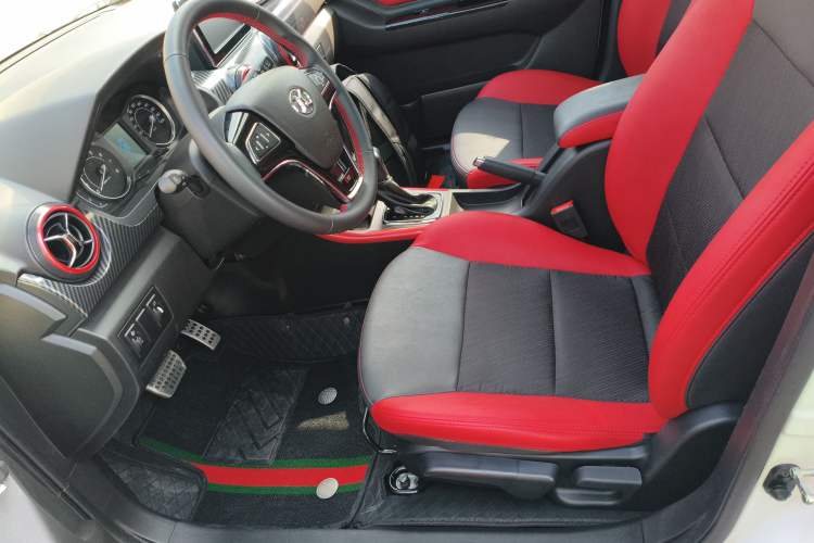 Used BAIC Senova X25 2015 1.5L Automatic Elite Model Left Front Seat