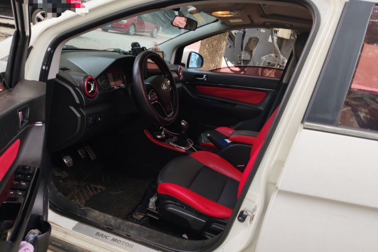 Used BAIC Senova X25 2015 1.5L Manual Elite Edition Left Front Seat