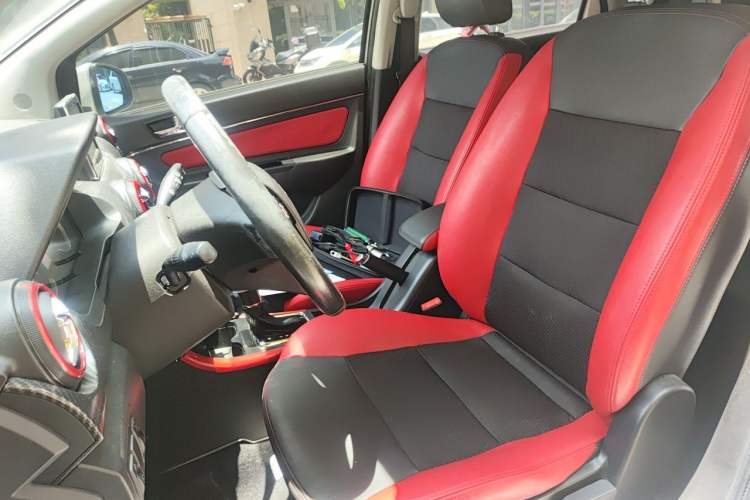 Used BAIC Senova X25 2015 1.5L Automatic Elite Model Left Front Seat