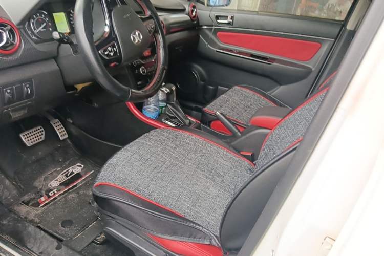 Used BAIC Senova X25 2015 1.5L Automatic Elite Model Left Front Seat