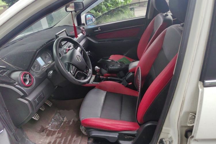 Used BAIC Senova X25 2015 1.5L Manual Elite Edition Left Front Seat