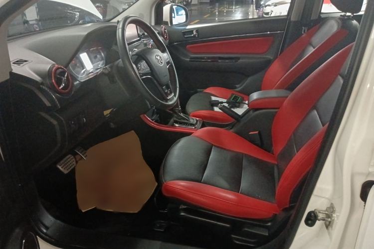 Used BAIC Senova X25 2015 1.5L automatic luxury version Left Front Seat
