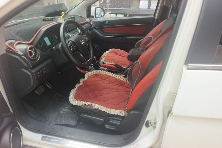 Used BAIC Senova X25 2015 1.5L Automatic Elite Model Left Front Seat