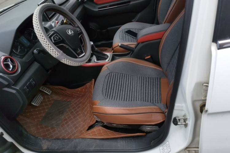 Used BAIC Senova X25 2015 1.5L Automatic Elite Model Left Front Seat