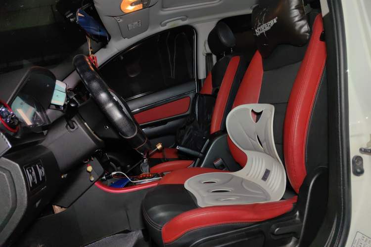 Used BAIC Senova X25 2015 1.5L Manual Elite Edition Left Front Seat