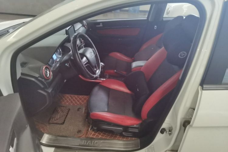 Used BAIC Senova X25 2015 1.5L Manual Elite Edition Left Front Seat